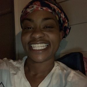 Meet your Posher, Keisha